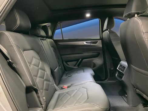 New 2026 Volkswagen Atlas Cross Sport SE AWD/4WD image 11