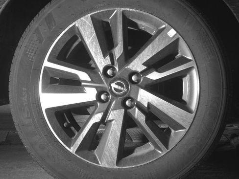 Used 2025 Nissan Versa SV image 15