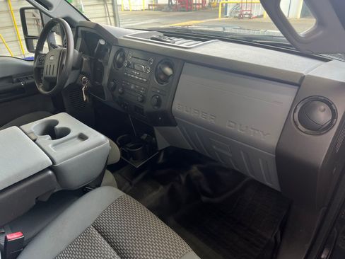 Used 2015 Ford F350 XL w/ Power Equipment Group image 15