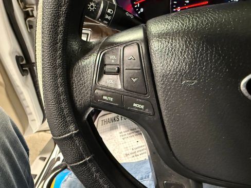 Used 2014 Kia Sorento LX image 44