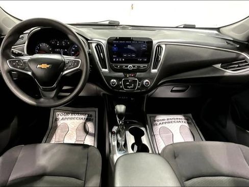 Used 2021 Chevrolet Malibu LS image 7