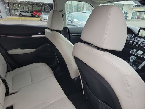 Used 2021 Kia Seltos SX w/ SX Sunroof Package image 31