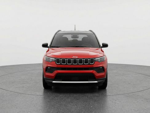 Used 2025 Jeep Compass Limited image 2