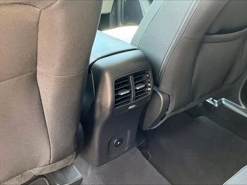 Used 2023 Ford Escape Active AWD/4WD image 32