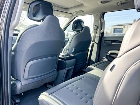 New 2026 Kia EV9 Wind image 9