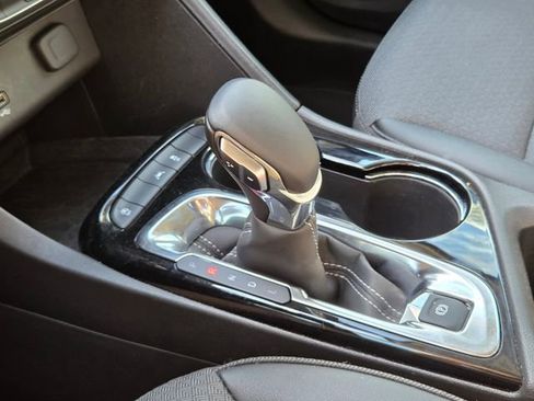 Certified 2025 Buick Encore GX Preferred image 34