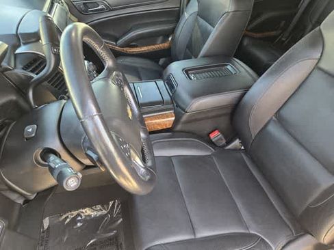 Used 2019 Chevrolet Tahoe Premier RWD image 11
