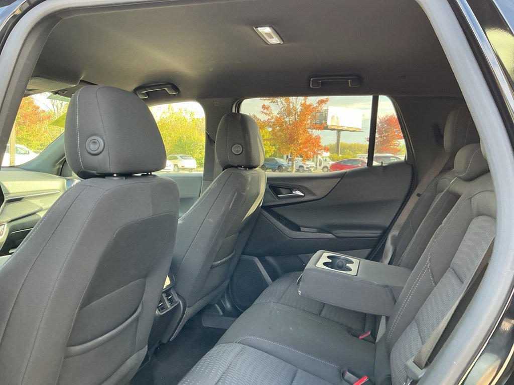 Used 2025 Chevrolet Equinox LT FWD image 27