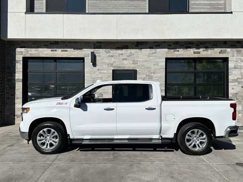 Used 2024 Chevrolet Silverado 1500 LTZ w/ LTZ Premium Package AWD/4WD image 6