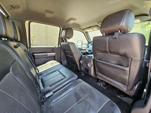 Used 2015 Ford F250 Lariat w/ Lariat Interior Package image 14