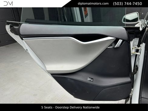 Used 2013 Tesla Model S Performance RWD image 26