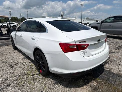 Used 2018 Chevrolet Malibu LT w/ Leather Package FWD image 23