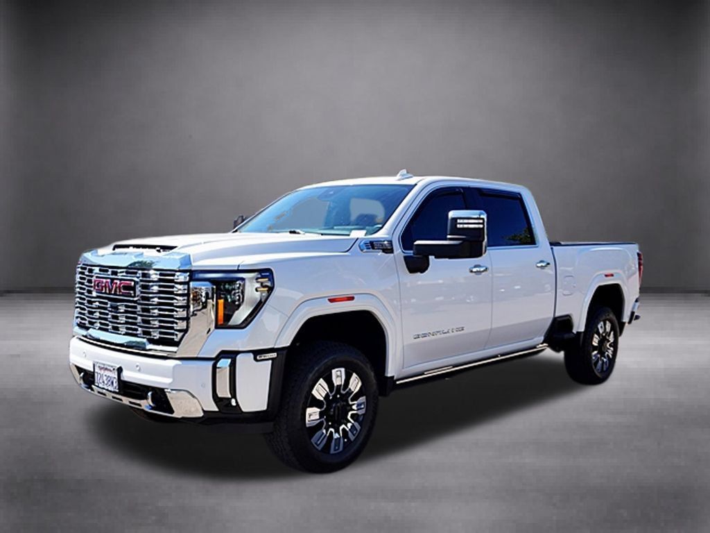 Used 2024 GMC Sierra 2500 Denali w/ Technology Package AWD/4WD image 10