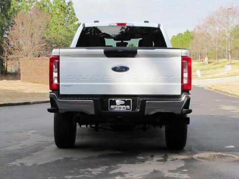 Used 2024 Ford F250 XLT w/ FX4 Off-Road Package image 11