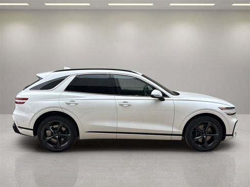New 2026 Genesis GV70 2.5T Sport Prestige image 6
