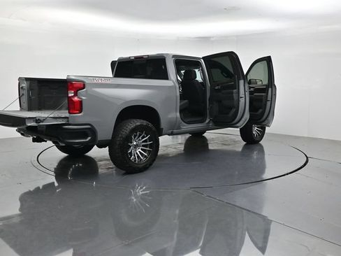 Used 2024 Chevrolet Silverado 1500 LT Trail Boss w/ Convenience Package II AWD/4WD image 51