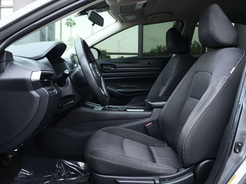 Used 2023 Nissan Altima 2.5 S image 38