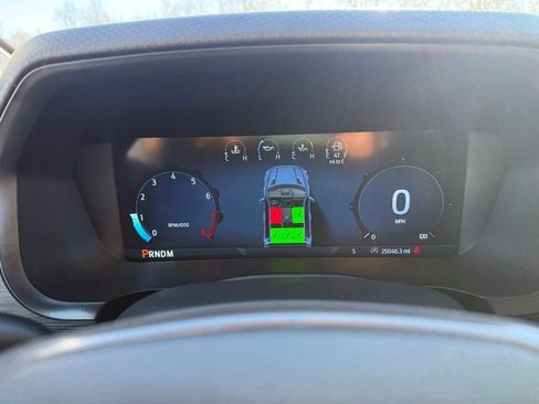 Used 2024 Ford F150 XLT image 23