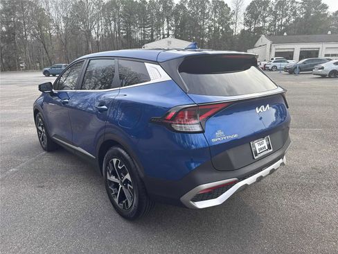 Used 2023 Kia Sportage EX image 7