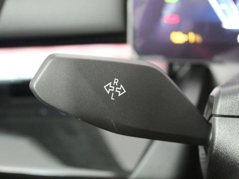 Used 2026 BMW i5 eDrive40 image 35