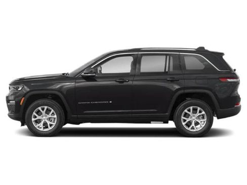 Certified 2023 Jeep Grand Cherokee Altitude AWD/4WD image 3