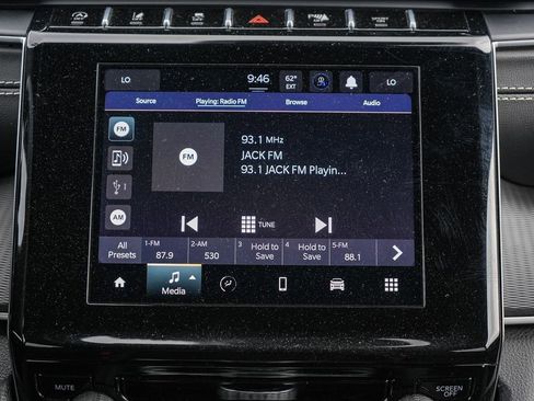 Used 2024 Jeep Grand Cherokee L Laredo AWD/4WD image 15