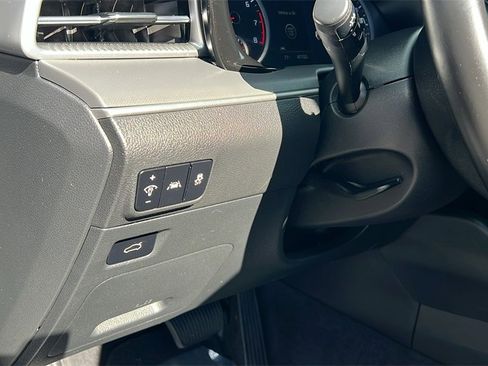 Used 2022 Kia K5 GT-Line image 11