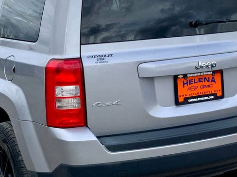 Used 2016 Jeep Patriot Sport w/ Power Value Group image 13