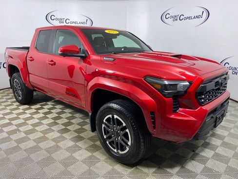 Certified 2025 Toyota Tacoma TRD Sport w/ TRD Sport Premium Package AWD/4WD image 1