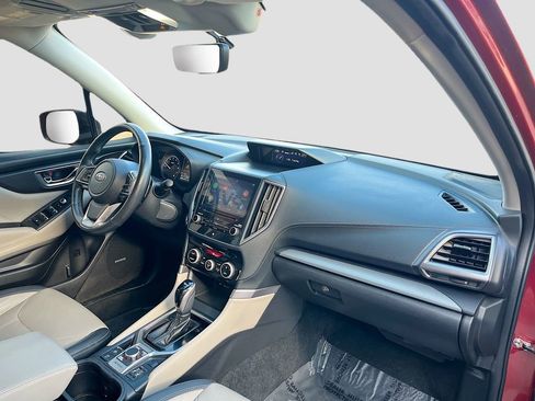 Used 2021 Subaru Forester Limited image 31