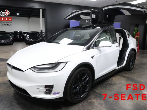 Used 2018 Tesla Model X 100D image 1
