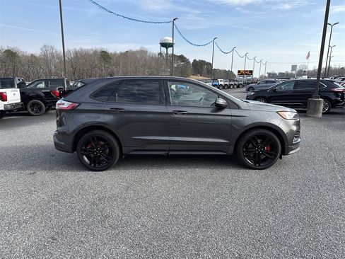 Used 2020 Ford Edge ST w/ Equipment Group 401A image 8