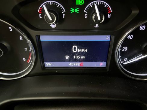Used 2023 Buick Enclave Essence FWD image 13