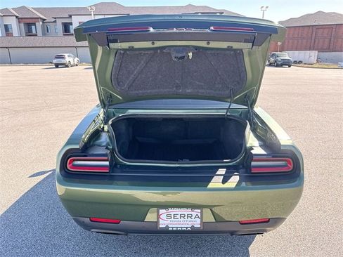 Used 2019 Dodge Challenger R/T w/ Driver Convenience Group image 31