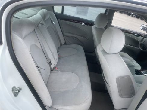 Used 2006 Buick Lucerne CX image 43