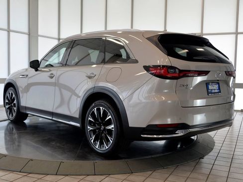 Certified 2024 MAZDA CX-90 Plug-In Hybrid w/ Premium Plus AWD/4WD image 6