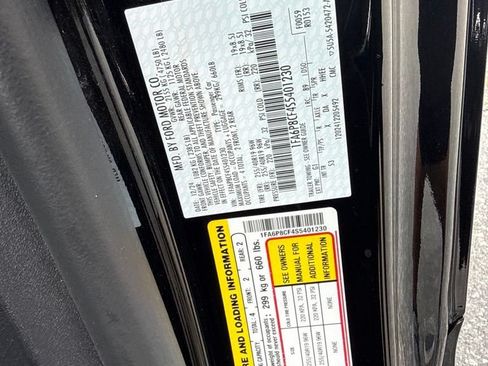 Used 2025 Ford Mustang GT Premium RWD image 29