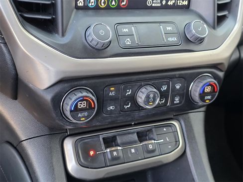 Used 2023 GMC Acadia Denali w/ Denali Ultimate Package image 40