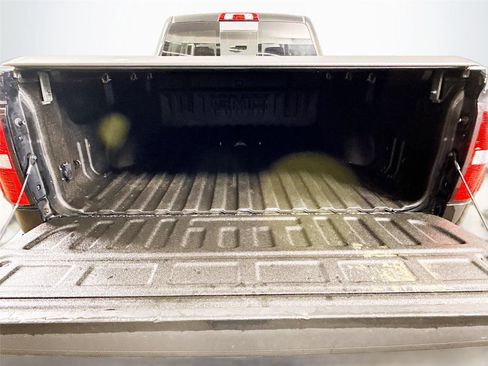 Used 2017 GMC Sierra 3500 SLT w/ Duramax Plus Package image 19