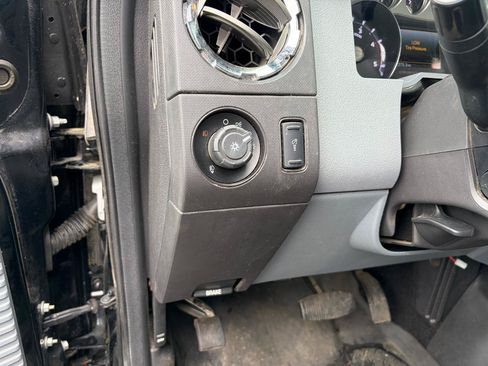 Used 2016 Ford F350 XLT w/ XLT Value Package AWD/4WD image 27