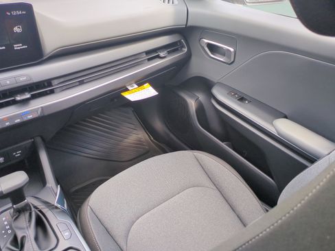 New 2026 Kia K4 LXS image 16