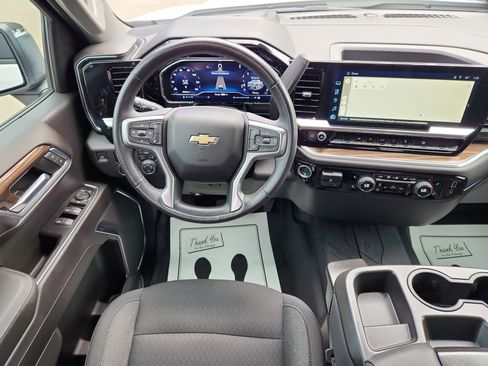 Used 2022 Chevrolet Silverado 1500 LT w/ All Star Edition Plus image 34