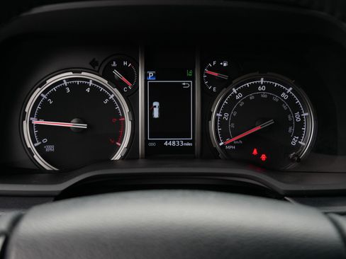 Used 2024 Toyota 4Runner TRD Off-Road image 21