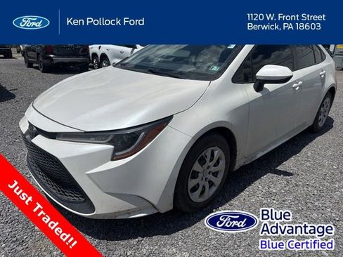 Used 2020 Toyota Corolla LE FWD image 1