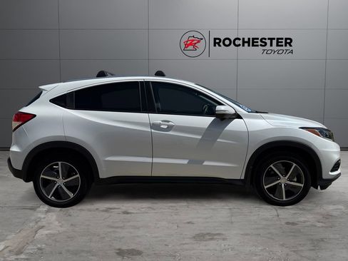Used 2022 Honda HR-V EX image 6