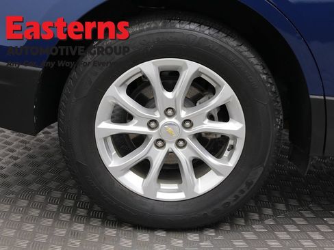 Used 2021 Chevrolet Equinox LT FWD image 29