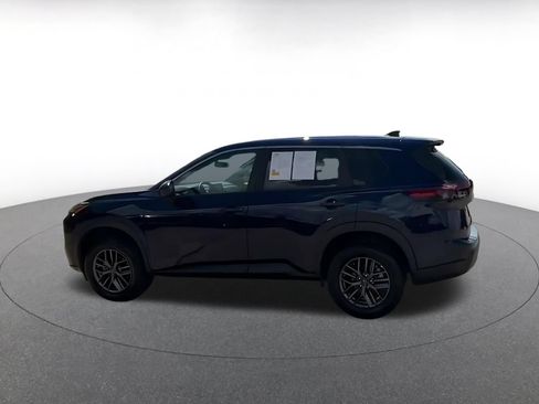 Used 2026 Nissan Rogue SV FWD image 8
