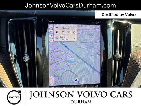 Certified 2022 Volvo XC60 B6 Inscription w/ Climate Package image 15