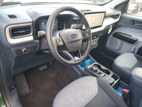 New 2025 Ford Maverick XLT w/ XLT Luxury Package image 17