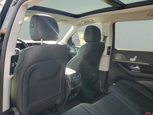 New 2026 Mercedes-Benz GLS 450 4MATIC image 8